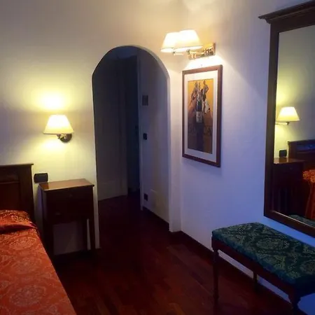 Chiara Hotel Canelli