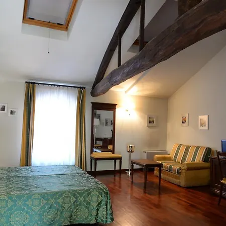 Hotel Chiara