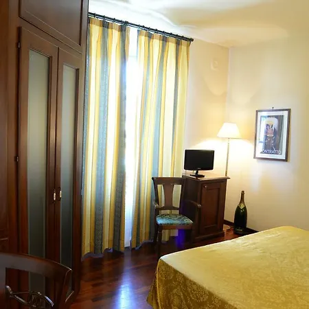 Chiara Hotel Canelli