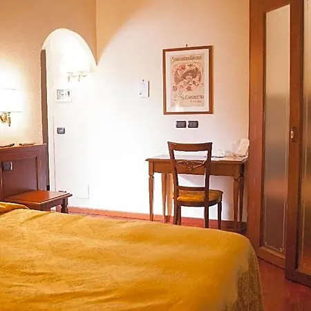 Hotel Chiara