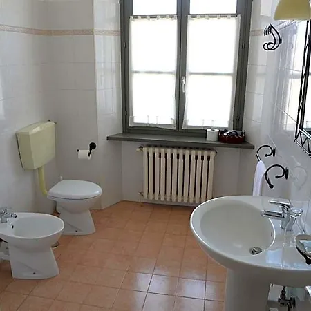 Chiara Hotel 3*